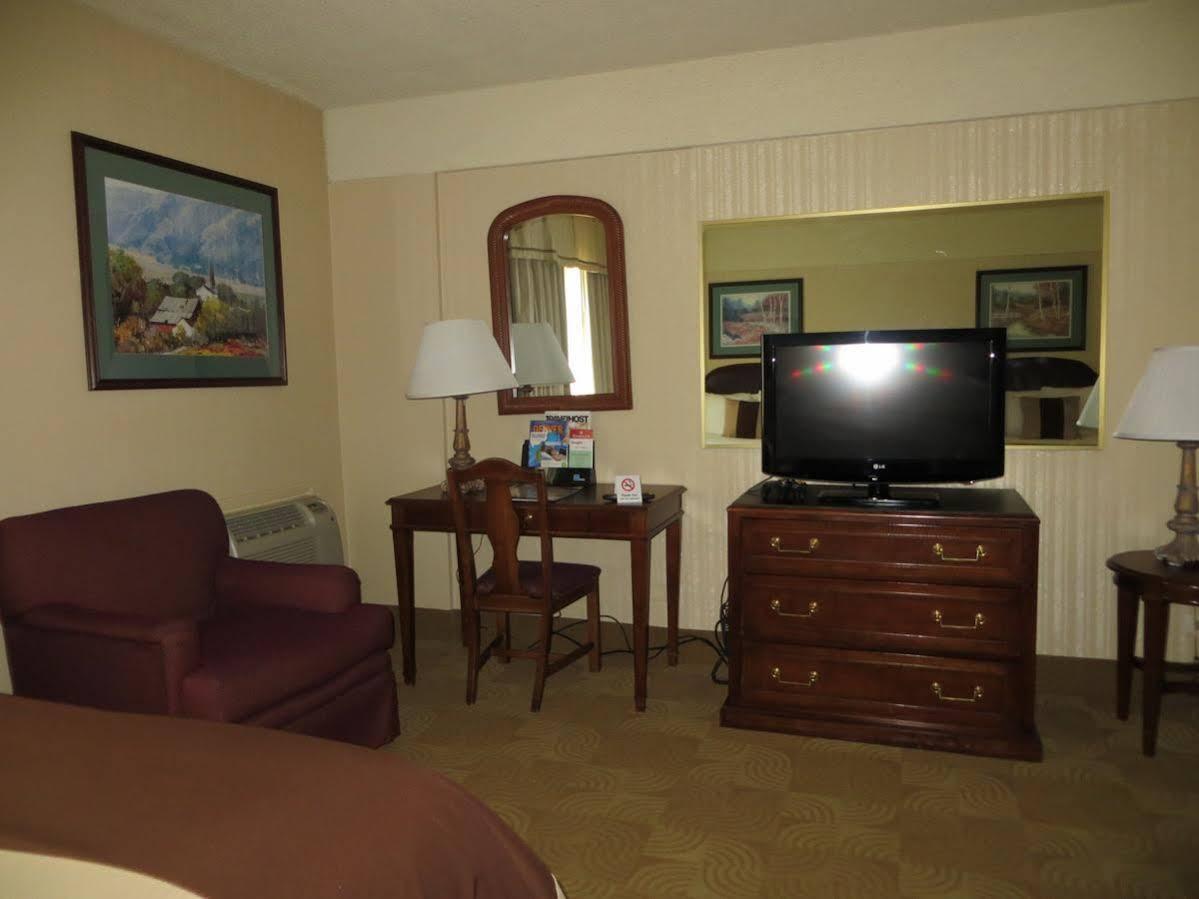 Ramada By Wyndham Denver Downtown Kültér fotó